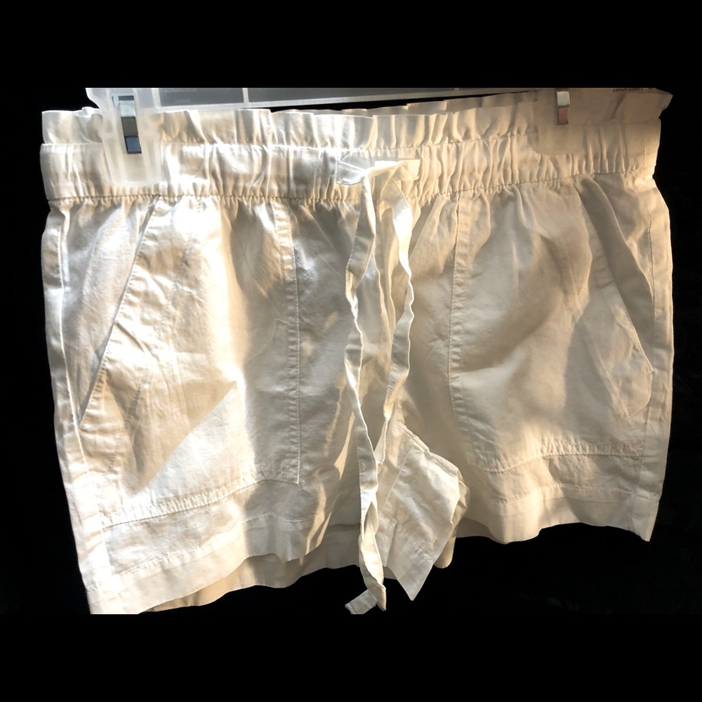 Girls The Loft brand shorts 🩳